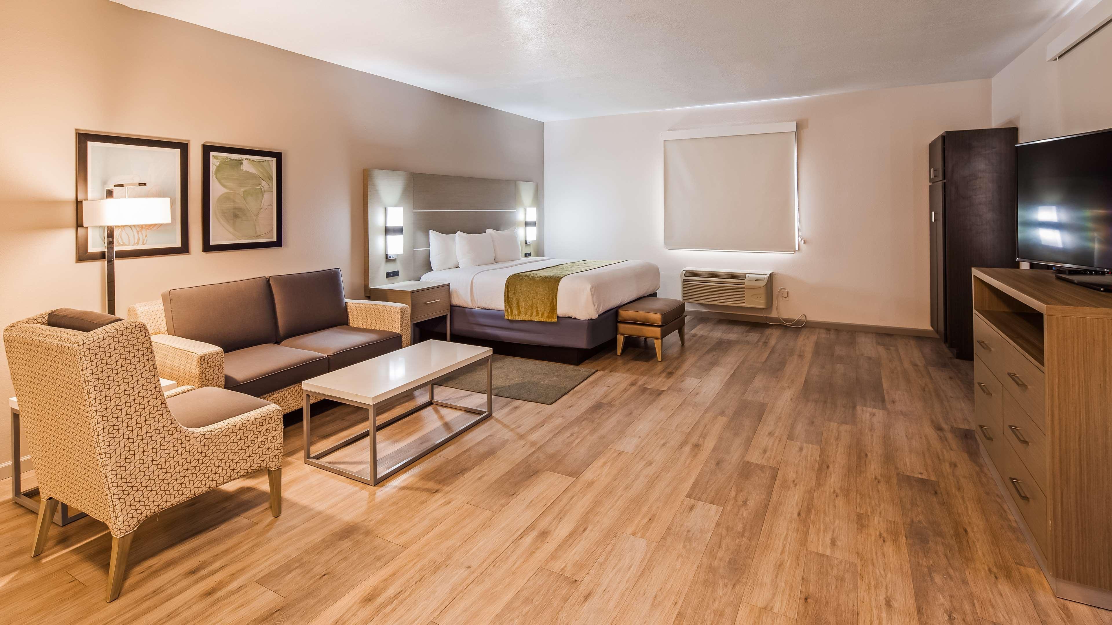 Best Western Grants Inn Екстериор снимка