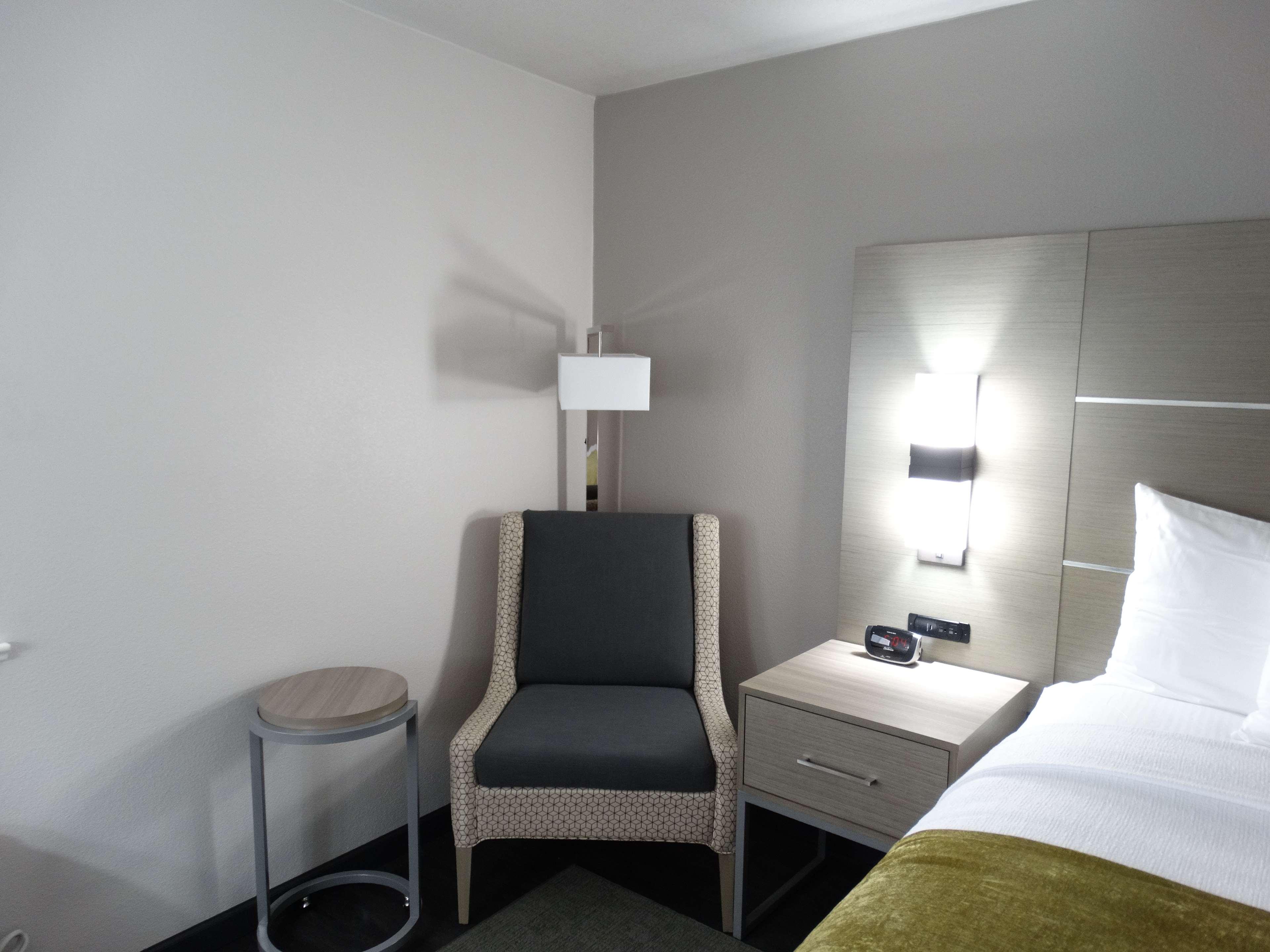Best Western Grants Inn Екстериор снимка