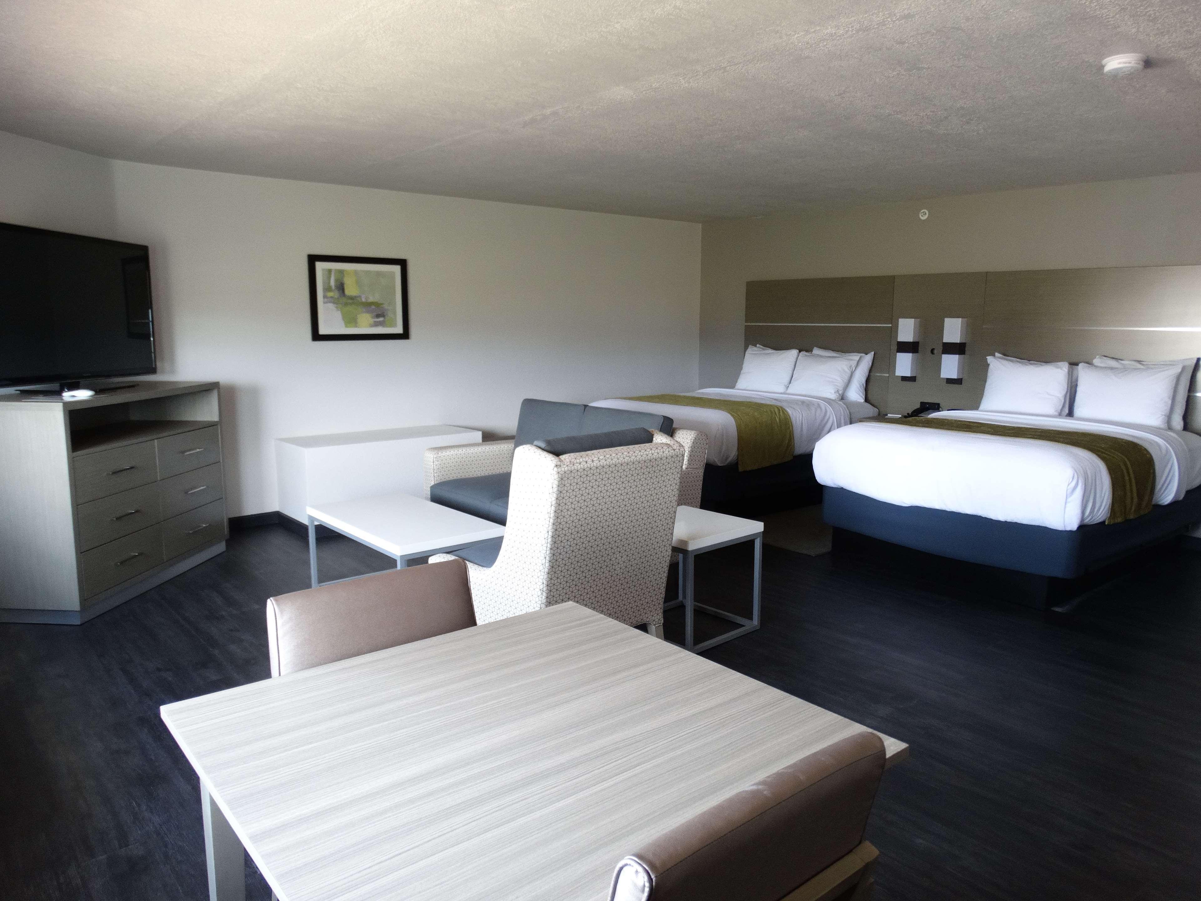 Best Western Grants Inn Екстериор снимка