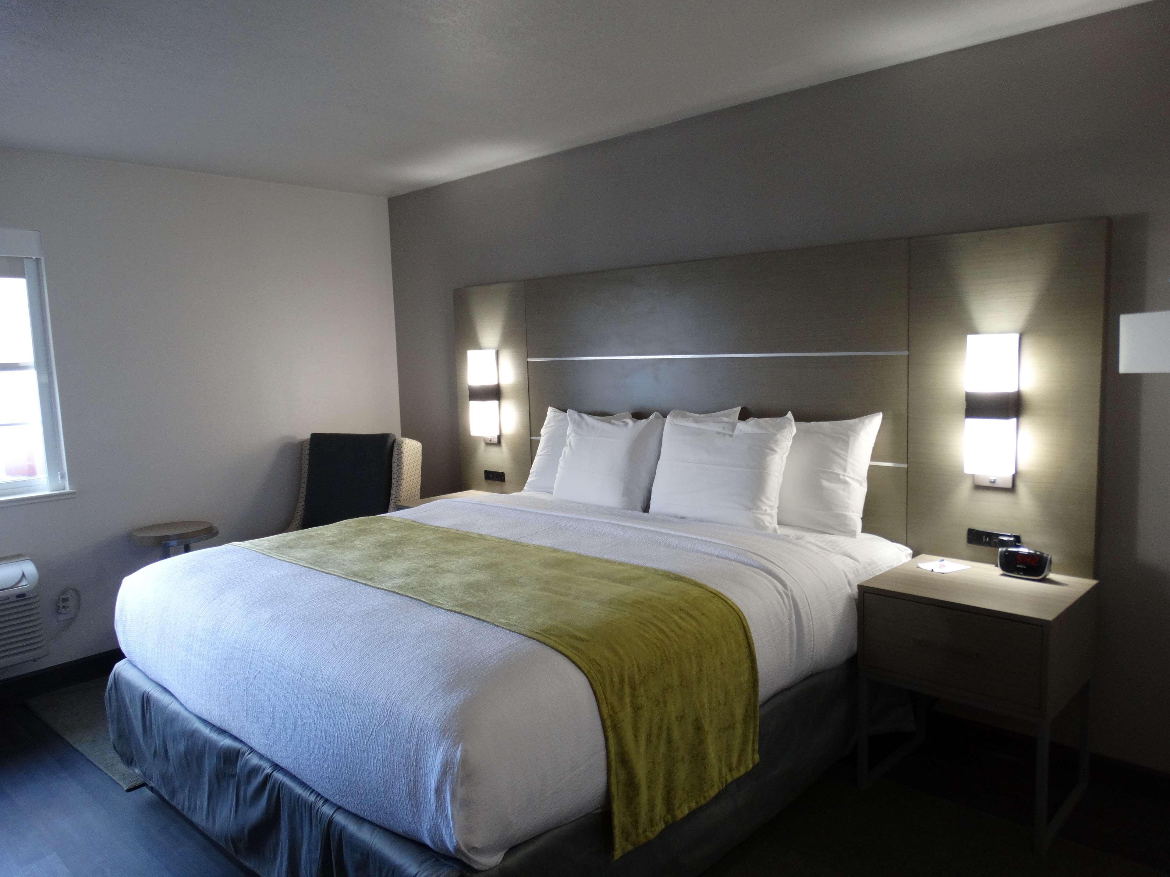 Best Western Grants Inn Екстериор снимка