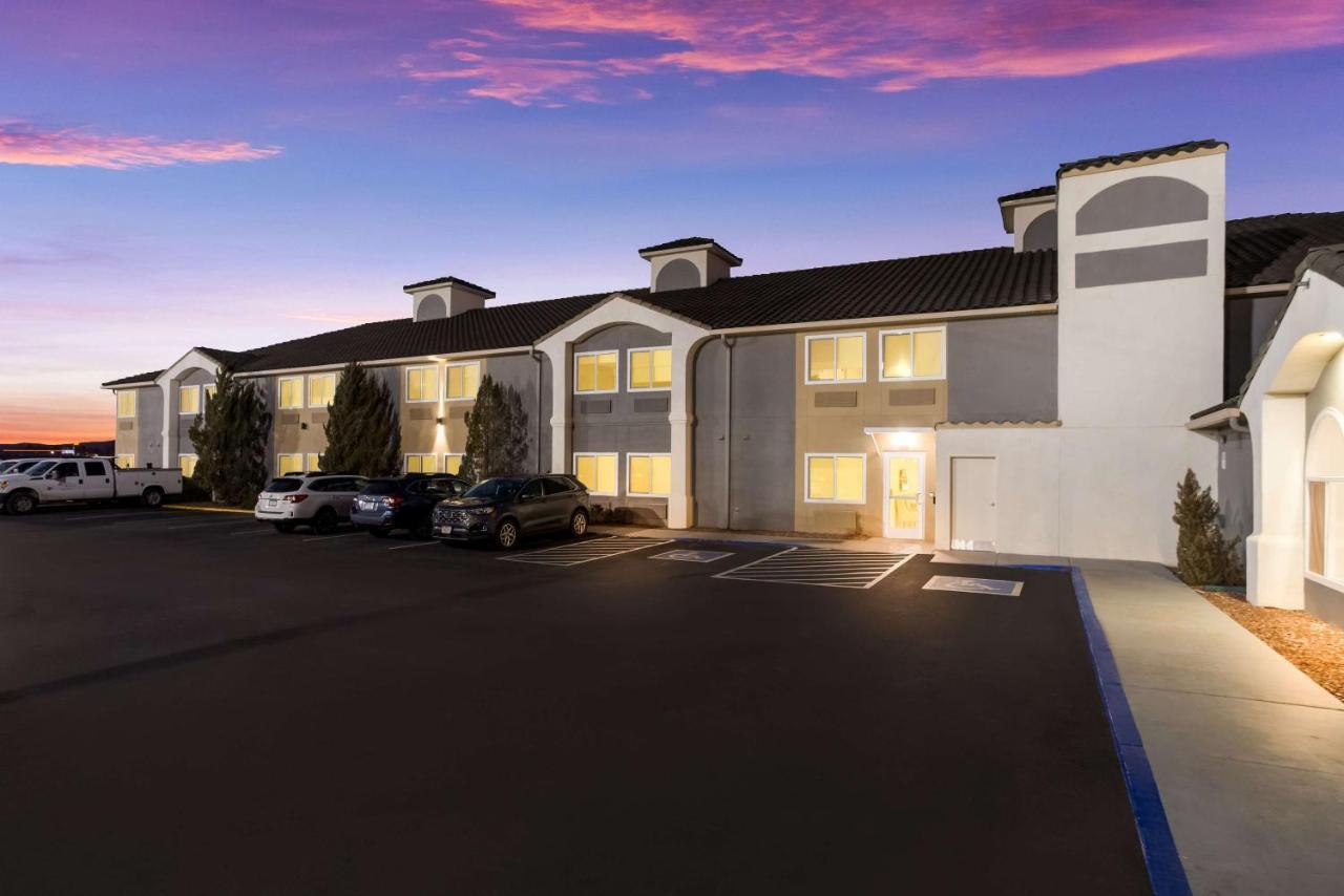 Best Western Grants Inn Екстериор снимка