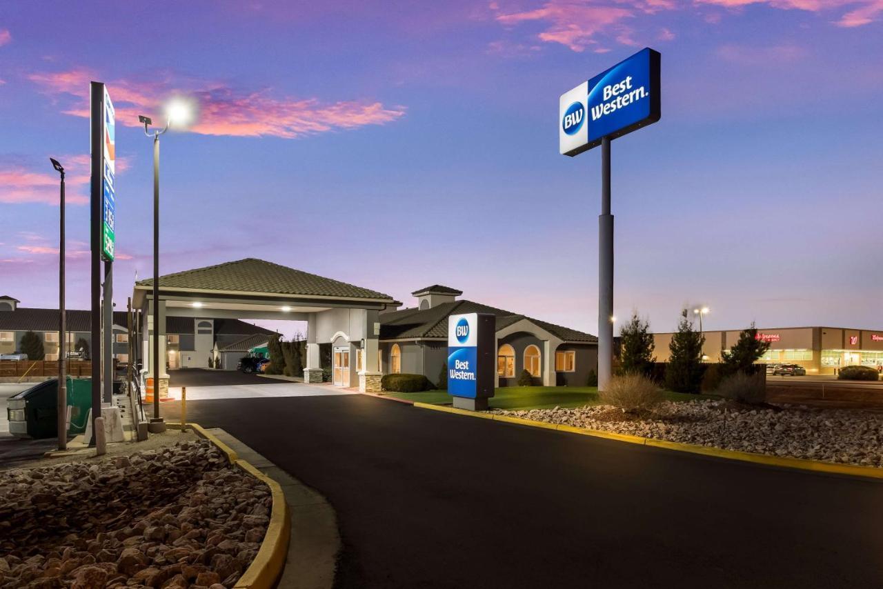 Best Western Grants Inn Екстериор снимка